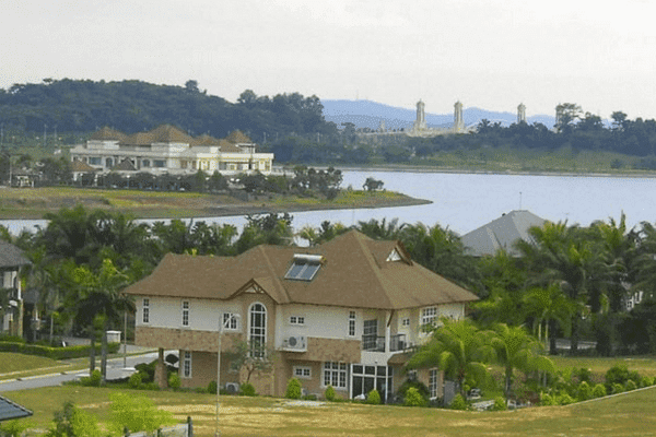 CYBERJAYA - PERDANA LAKEVIEW EAST